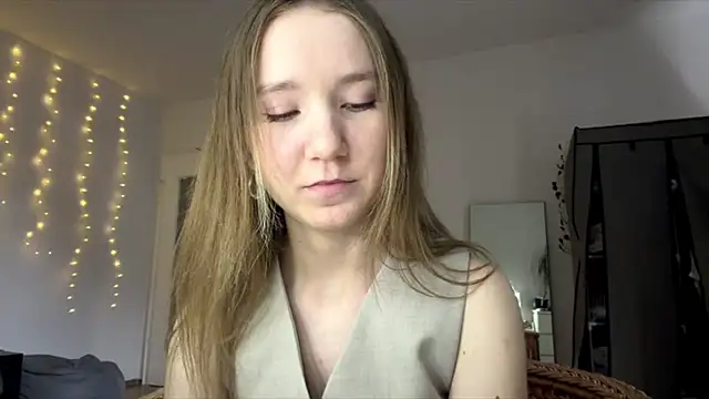 smalllisa online show from 06.11.26