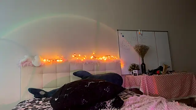 sexy cute18 online show from 07.06.26