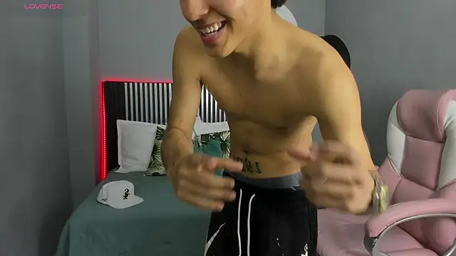 Axel Mendozaa online show from 06.09.26