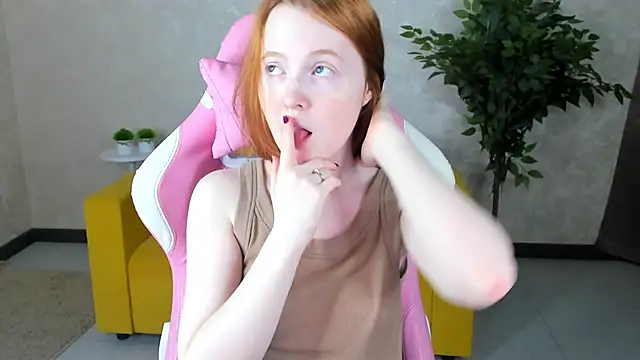 ari-kittyy online show from 06.08.26