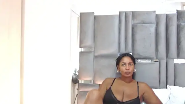 IvyEllis1 online show from 07.06.26
