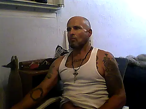 Snapshot of SlickDickyadown chatting on 07.09.26 SlickDickyadown online show from 07.09.26