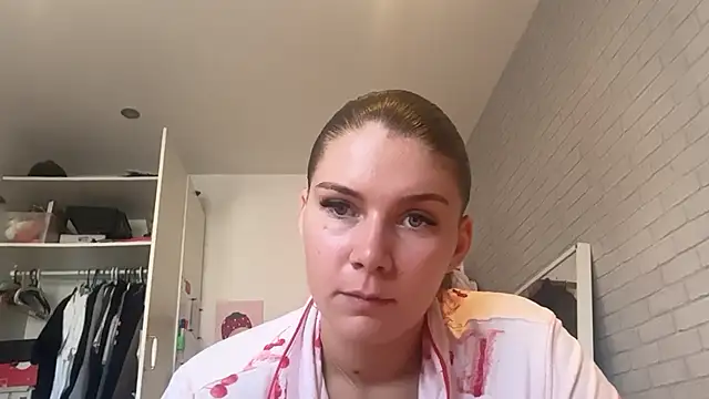 Snapshot of Melissamayy chatting on 08.07.26 Melissamayy online show from 08.07.26
