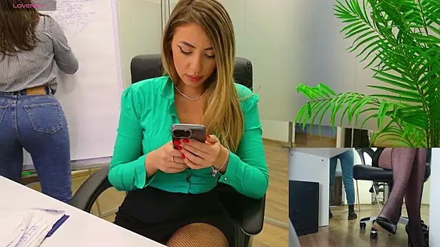 BabesGoWild online show from 02.19.25