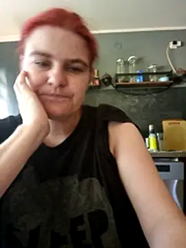 GoldenWifee online show from 06.24.26