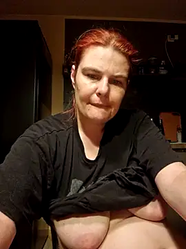 GoldenWifee online show from 07.16.26