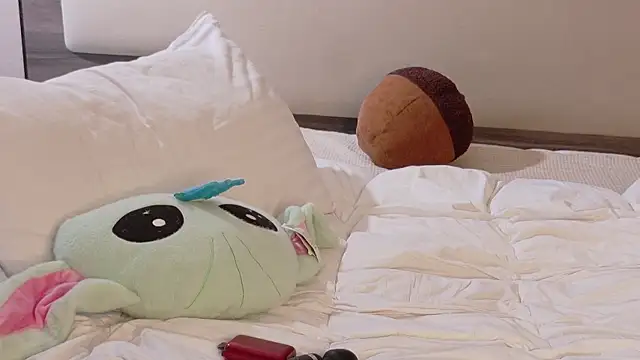 leonameilee online show from 07.20.26