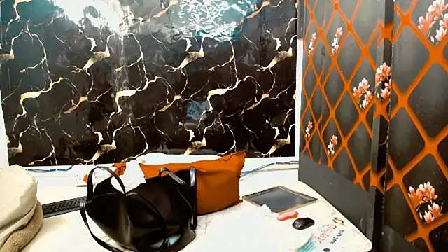Snapshot of Caramelminxx_ chatting on 07.09.26 Caramelminxx online show from 07.09.26