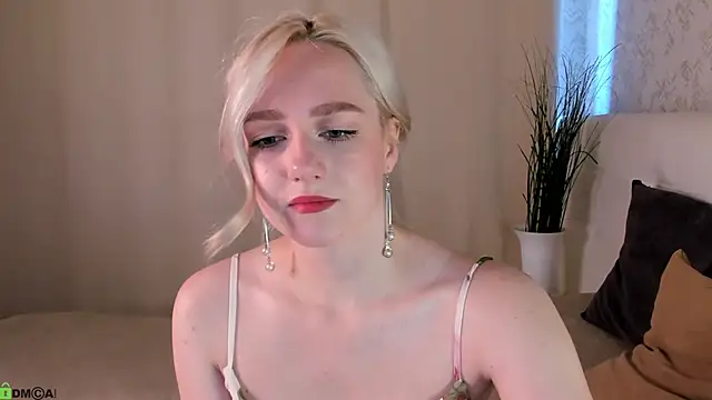 Chloe-Deccer online show from 06.29.26