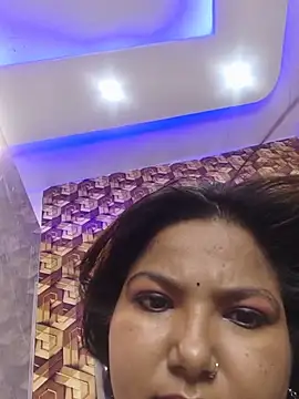Snapshot of sheela_3563 chatting on 06.18.26 sheela 3563 online show from 06.18.26