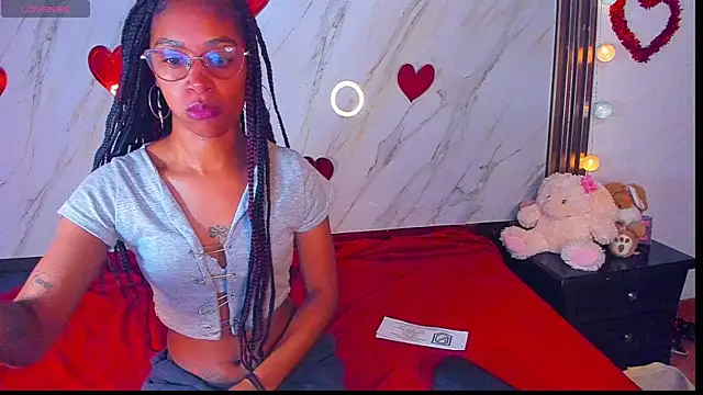 Noami  online show from 06.25.26