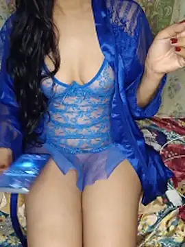 Maya Glamour online show from 06.14.26