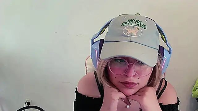 PinkMoonBaby online show from 06.06.26