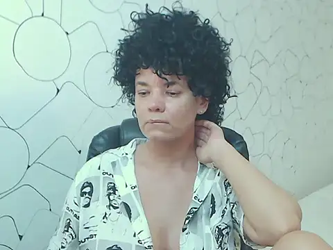 CurlyMood online show from 06.06.26