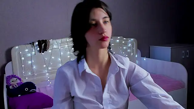 Carolina Lu online show from 07.30.26