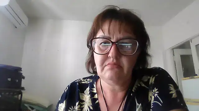 ErikaXShine online show from 06.18.26
