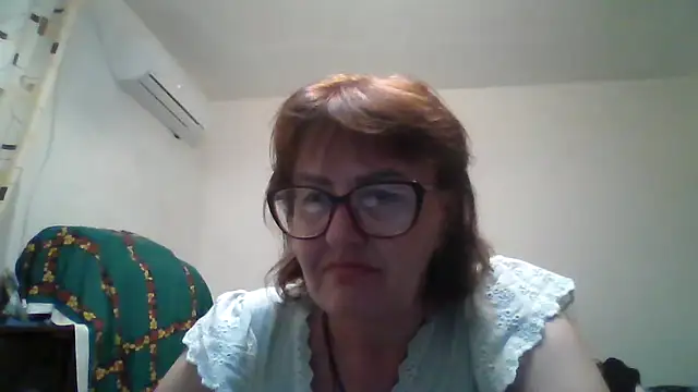 ErikaXShine online show from 07.04.26