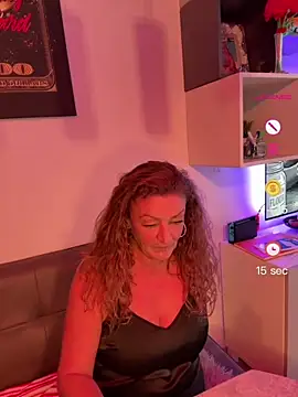 Snapshot of MumGabriela chatting on 07.28.26 MumGabriela online show from 07.28.26