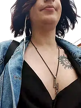 MickeQuinee online show from 07.14.26