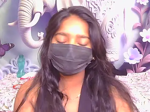 Snapshot of bold-kiyara chatting on 06.13.26 bold-kiyara online show from 06.13.26