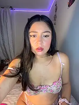 Snapshot of Antonella_Moreau chatting on 07.23.26 Antonella Moreau online show from 07.23.26