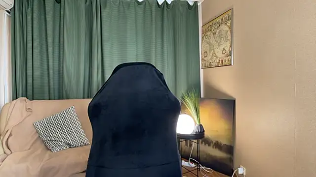 Snapshot of Lill_Lily chatting on 06.15.26 Lill Lily online show from 06.15.26