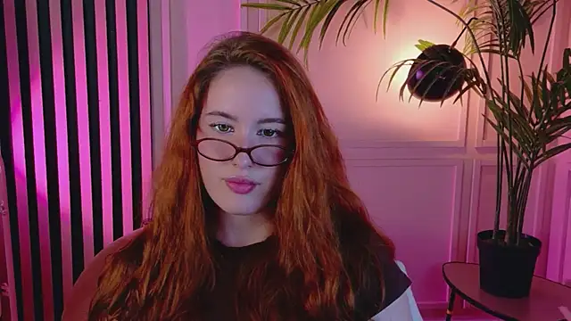 ChloeAster online show from 06.28.26