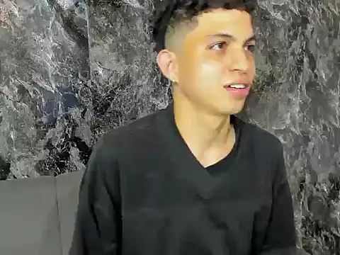 Snapshot of cameron_lux77 chatting on 06.24.26 cameron lux77 online show from 06.24.26