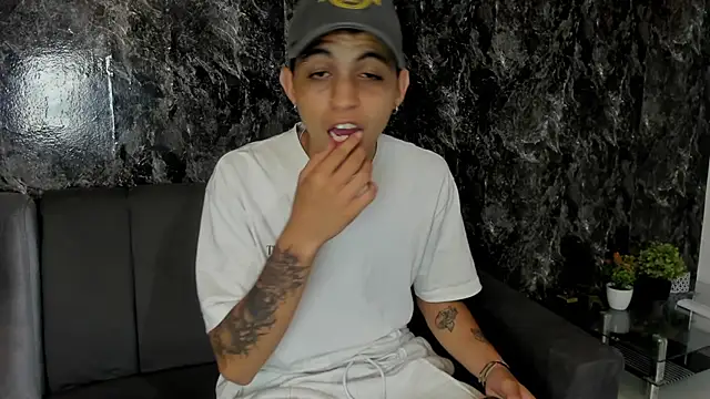 Snapshot of cameron_lux77 chatting on 07.19.26 cameron lux77 online show from 07.19.26
