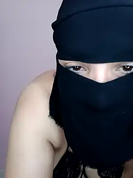 Snapshot of hot_farawla00 chatting on 06.30.26 hot farawla00 online show from 06.30.26