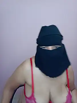 Snapshot of hot_farawla00 chatting on 07.06.26 hot farawla00 online show from 07.06.26