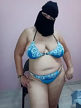 Snapshot of hot_farawla00 chatting on 07.30.26 hot farawla00 online show from 07.30.26