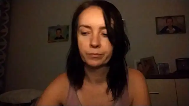 JenniferAlone online show from 07.04.26