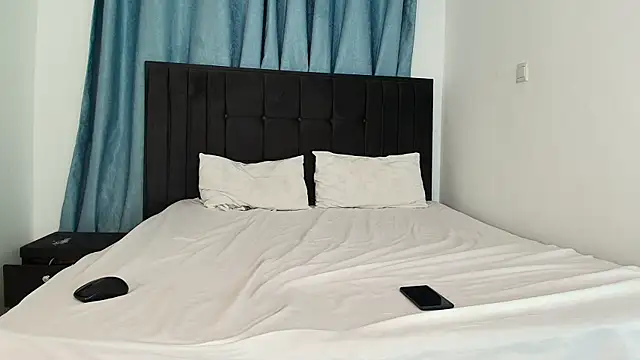 Sweet But Naughty online show from 07.19.26