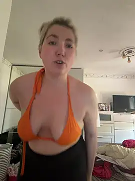 LauraStarr online show from 06.24.26