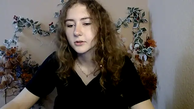 Crimson Bite online show from 06.10.26