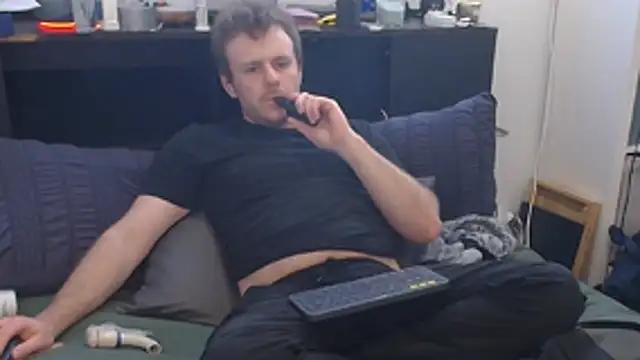 Snapshot of kinkyboipig chatting on 07.19.26 kinkyboipig online show from 07.19.26