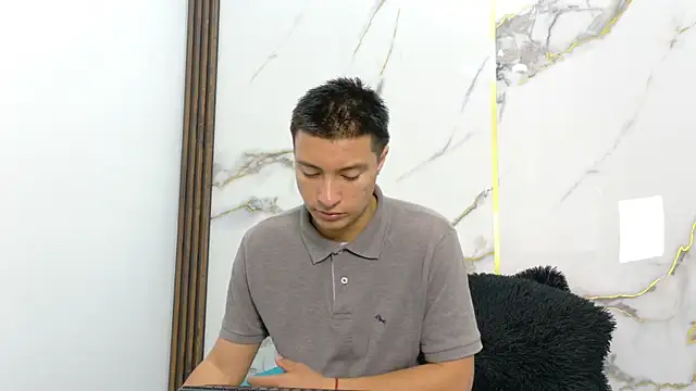 Enzo 03 online show from 06.12.26
