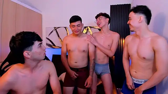 Hot GuysW online show from 06.13.26