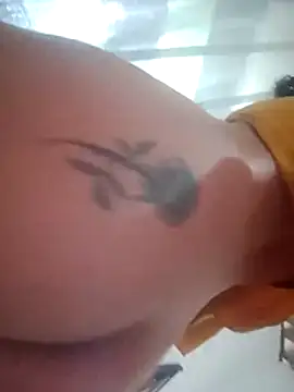 Snapshot of bonequinhaGatinha chatting on 07.28.26 bonequinhaGatinha online show from 07.28.26