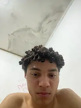 Guilhermesousaferro online show from 06.13.26