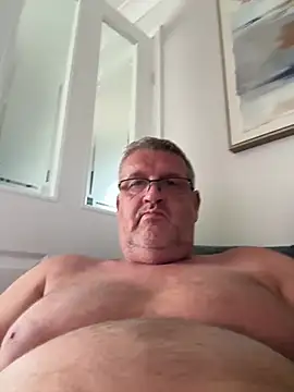 Snapshot of Stueeeey31 chatting on 06.29.26 Stueeeey31 online show from 06.29.26