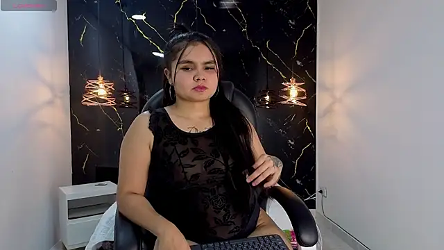 Snapshot of TifanyRoseX chatting on 06.11.26 TifanyRoseX online show from 06.11.26