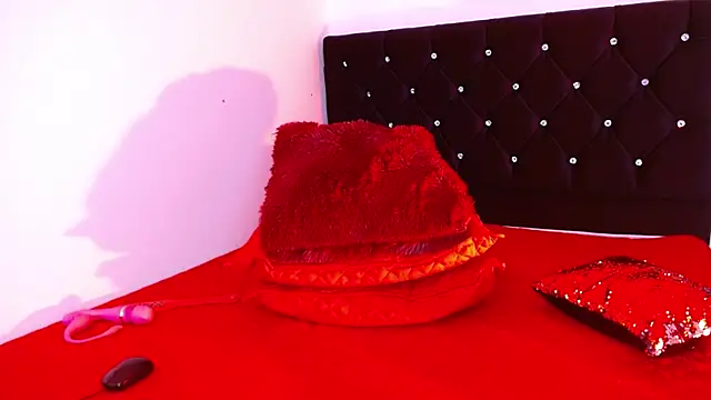 Amoree69 online show from 06.18.26