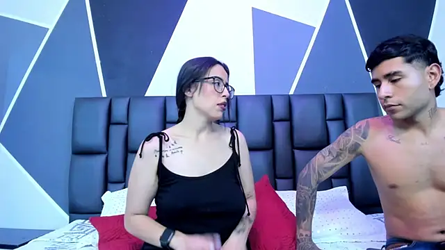 MiaAndAaron- online show from 06.25.26