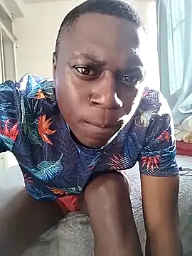 Snapshot of blacksaucy chatting on 06.16.26 blacksaucy online show from 06.16.26