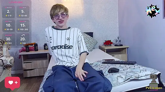 axell stone  online show from 07.06.26