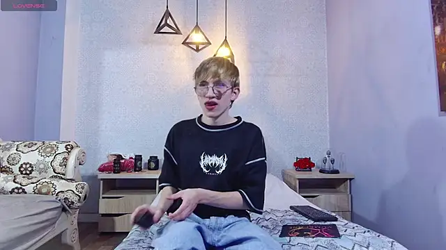 axell stone  online show from 07.11.26
