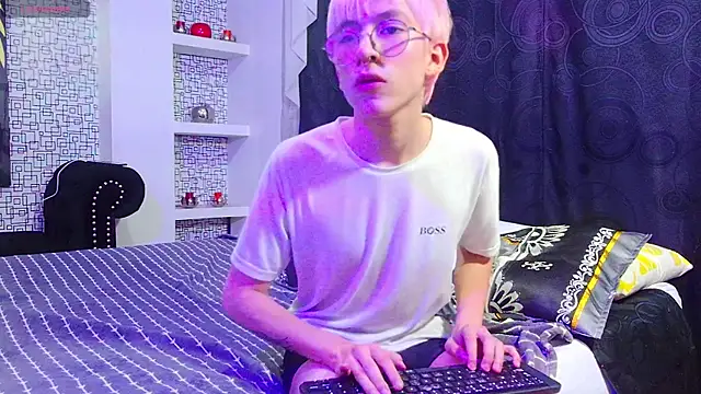 axell stone  online show from 07.23.26