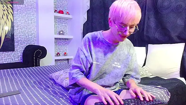 axell stone  online show from 07.28.26